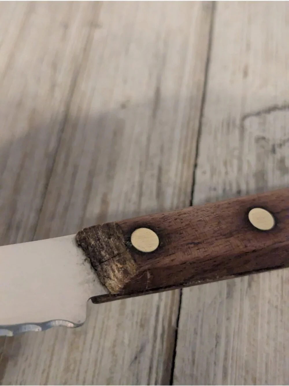 Robinson Knife Co features brand